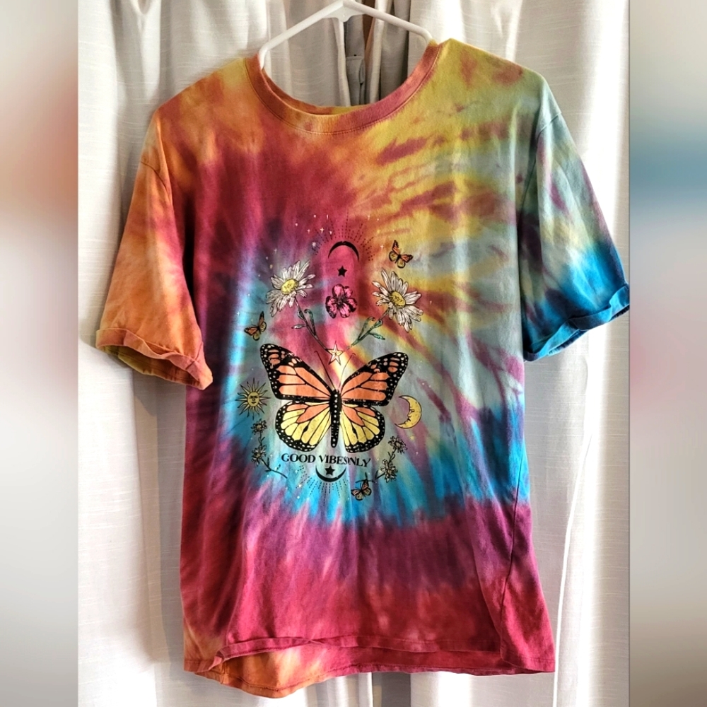 No boundaries hippie shirt